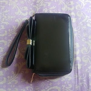 ALDO wristlet